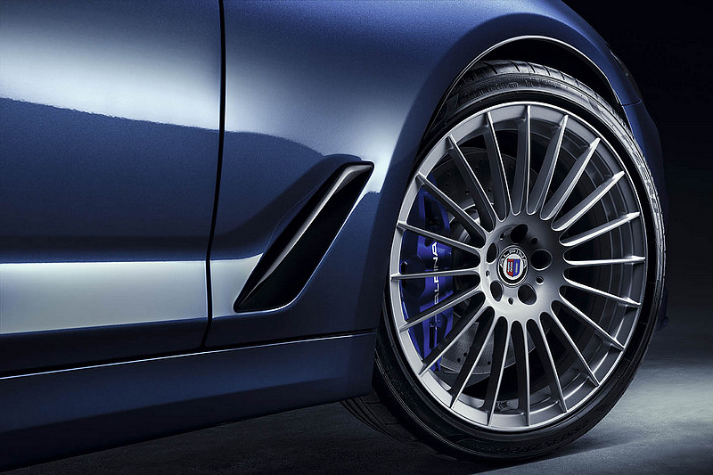 V8雙渦輪狂放608hp 全新G30世代《Alpina B5 Bi-Turbo》2017日內瓦車展首演 V8雙渦輪狂放608hp 全新G30世代《Alpina B5 Bi-Turbo》2017日內瓦車展首演