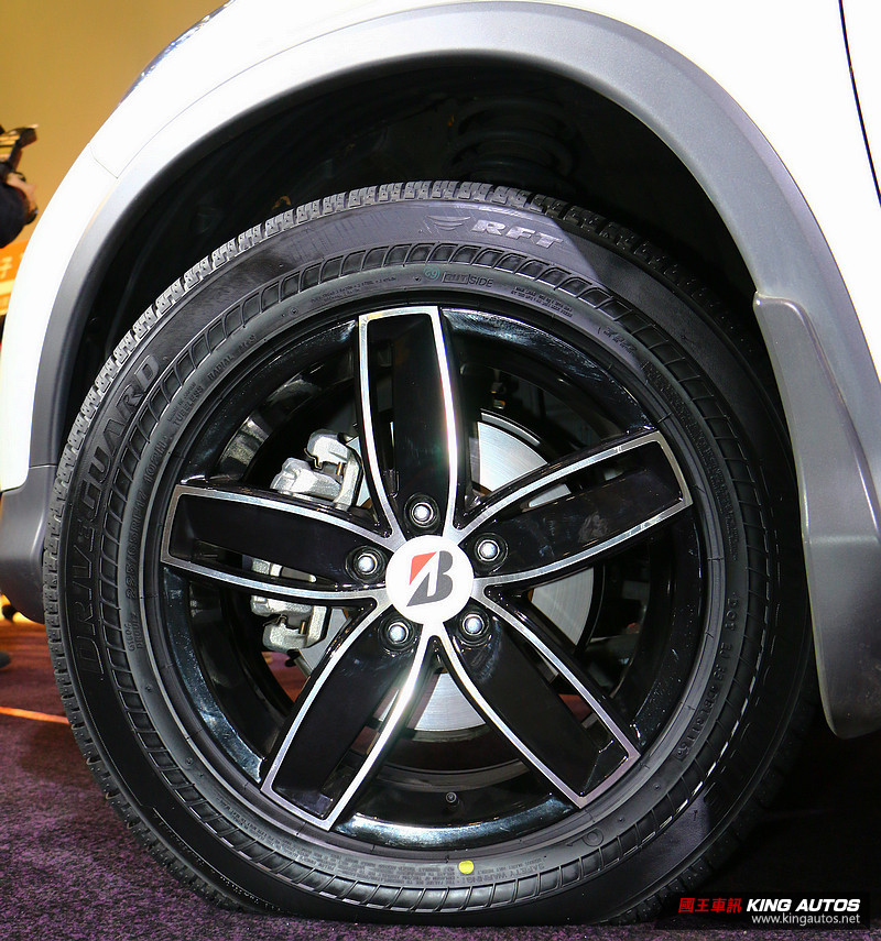 邁向安全新紀元 兼顧舒適與耐用 普利司通《Bridgestone DriveGuard》失壓續跑胎發表 邁向安全新紀元 兼顧舒適與耐用 普利司通《Bridgestone DriveGuard》失壓續跑胎發表