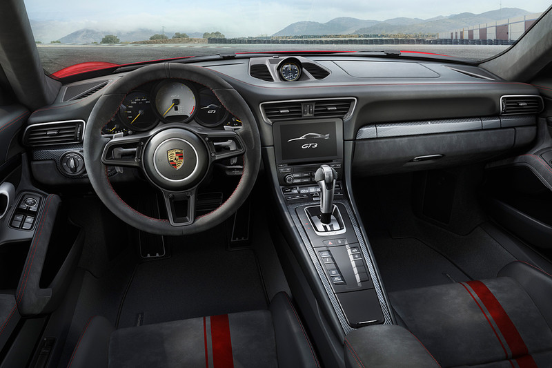 重回手排懷抱 《Porsche 911 GT3》改款亮相 重回手排懷抱 《Porsche 911 GT3》改款亮相