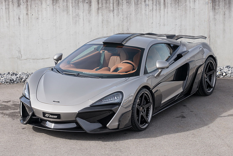 用碳纖元素為《McLaren 570S》更添殺氣 《FAB Design Vyala》現身2017日內瓦車展 用碳纖元素為《McLaren 570S》更添殺氣 《FAB Design Vyala》現身2017日內瓦車展