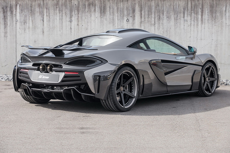 用碳纖元素為《McLaren 570S》更添殺氣 《FAB Design Vyala》現身2017日內瓦車展 用碳纖元素為《McLaren 570S》更添殺氣 《FAB Design Vyala》現身2017日內瓦車展