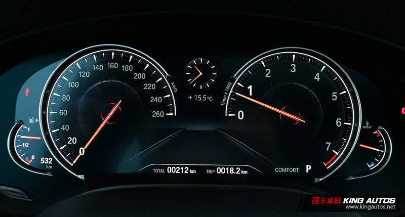 E級殺手有備而來─《BMW 530i Luxury / M Sport》試駕,配備乘用篇 E級殺手有備而來─《BMW 530i Luxury / M Sport》試駕,配備乘用篇