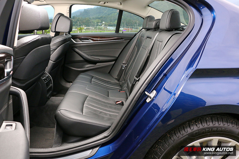 E級殺手有備而來─《BMW 530i Luxury / M Sport》試駕,配備乘用篇 E級殺手有備而來─《BMW 530i Luxury / M Sport》試駕,配備乘用篇