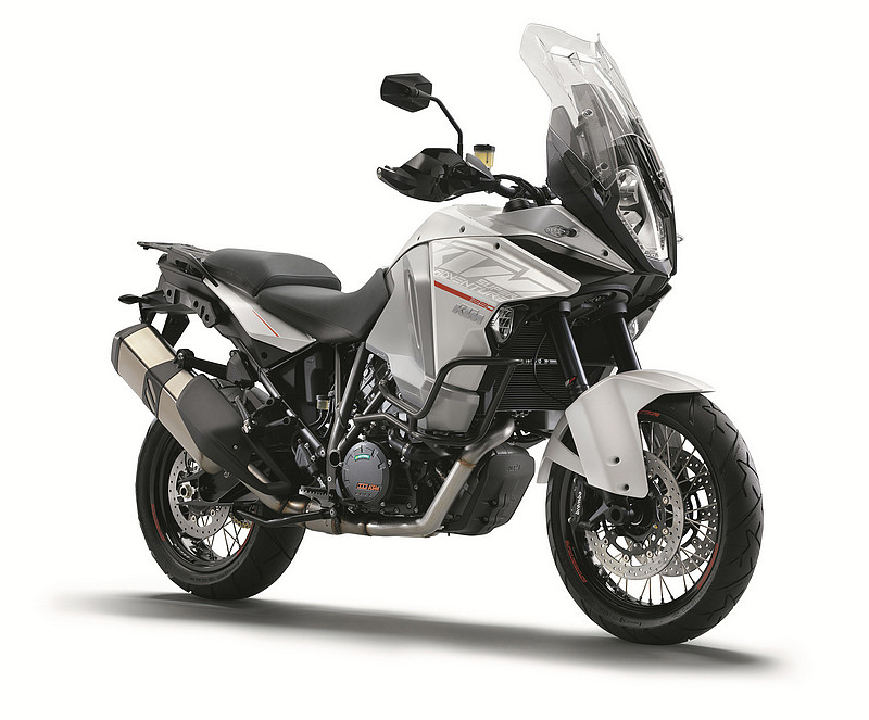 長途旅行「輕」革命 《KTM 1290 Super Duke GT / 1290 Super Adventure》運動休旅車款跨界 長途旅行「輕」革命 《KTM 1290 Super Duke GT / 1290 Super Adventure》運動休旅車款跨界
