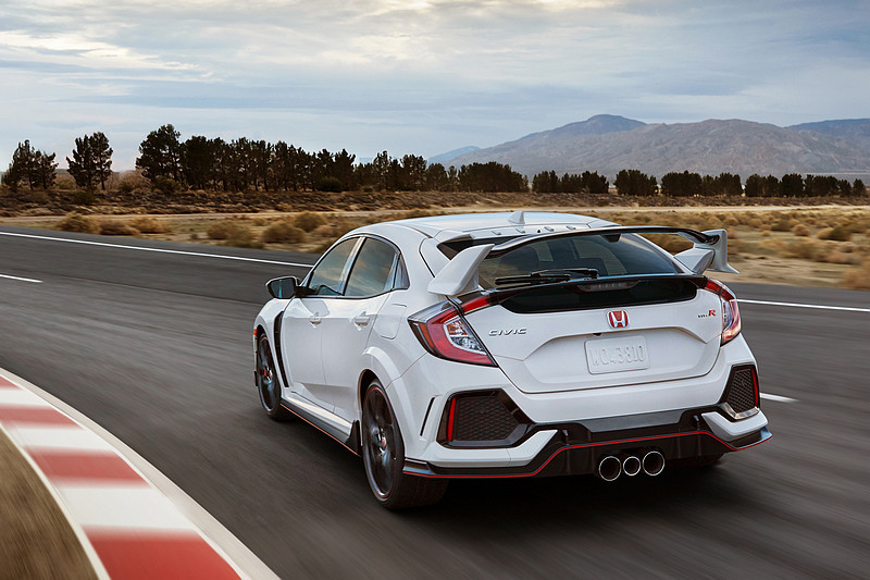 美國市場預估售價3.5萬美金起 《Honda Civic Type-R》將在第二季進軍美國 美國市場預估售價3.5萬美金起 《Honda Civic Type-R》將在第二季進軍美國