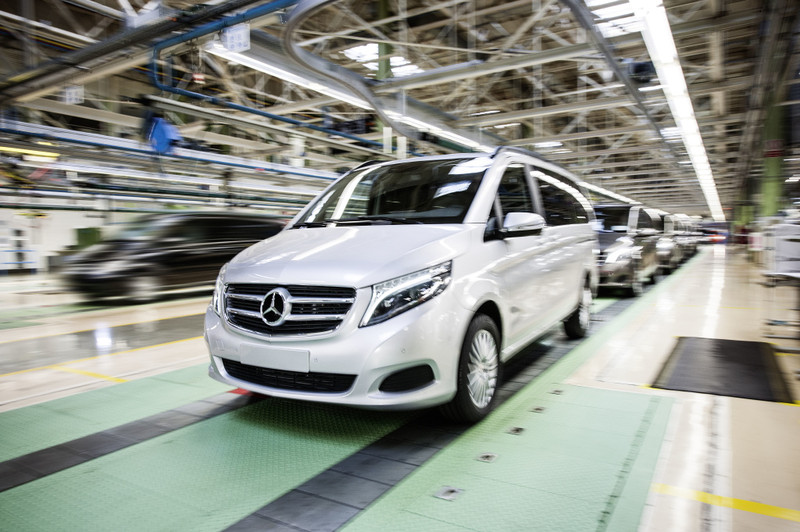 生產里程碑《Mercedes-Benz V-Class》第10萬輛新車西班牙誕生 生產里程碑《Mercedes-Benz V-Class》第10萬輛新車西班牙誕生