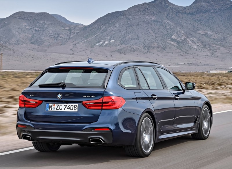 首批導入2.0升汽/柴油車型 新一代《BMW 5 Series Touring》臺灣預售價公布 首批導入2.0升汽/柴油車型 新一代《BMW 5 Series Touring》臺灣預售價公布