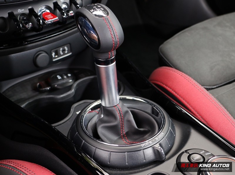 你想要的兩種生活─《Mini JCW Clubman ALL4》x《Mercedes-AMG C 63 S Coupe》 你想要的兩種生活─《Mini JCW Clubman ALL4》x《Mercedes-AMG C 63 S Coupe》