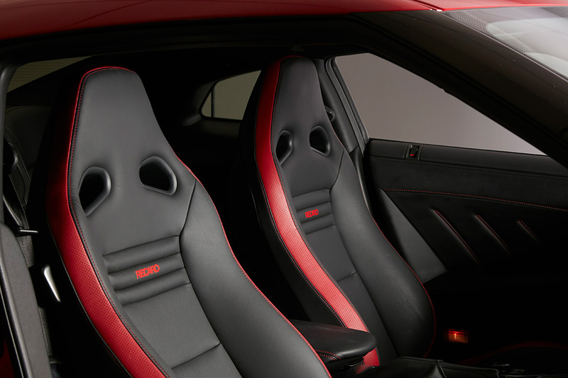 公路競技式樣 美規《Nissan GT-R Track Edition》紐約車展登陸北美 公路競技式樣 美規《Nissan GT-R Track Edition》紐約車展登陸北美