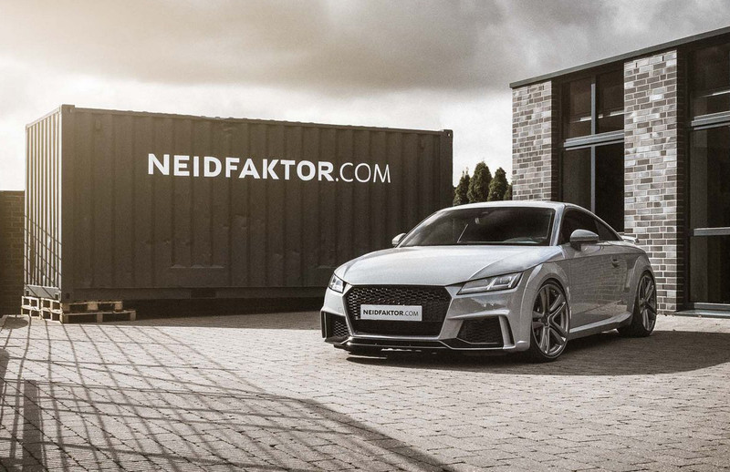 無所不包 Neidfaktor推出《Audi TT RS》類麂皮內裝升級方案 無所不包 Neidfaktor推出《Audi TT RS》類麂皮內裝升級方案