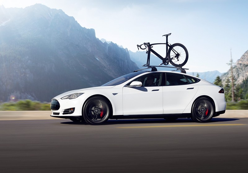 中小型SUV買家痴痴等待 Elon Musk表示《Tesla Model Y》還得再多等幾年 中小型SUV買家痴痴等待 Elon Musk表示《Tesla Model Y》還得再多等幾年