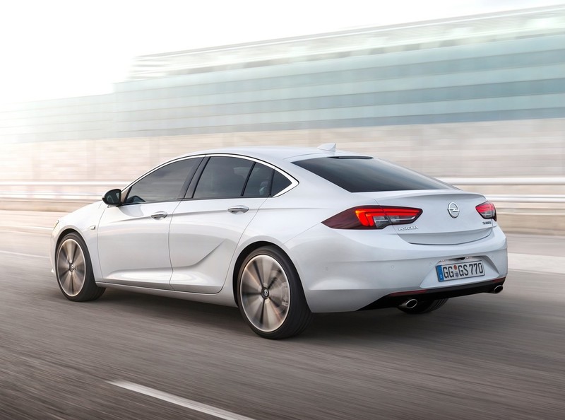 戰力表現深具信心 總工程師表示《Opel Insignia》足以與歐系豪華車款匹敵 戰力表現深具信心 總工程師表示《Opel Insignia》足以與歐系豪華車款匹敵