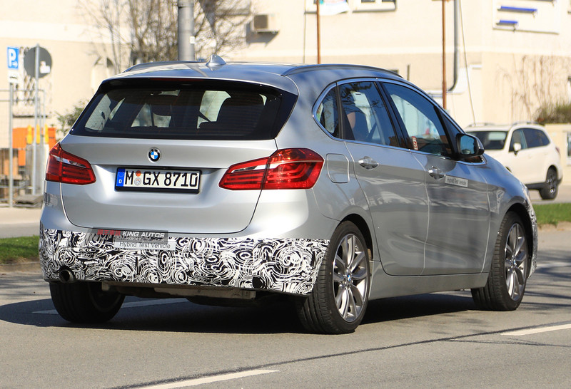 調整幅度甚微 小改款《BMW 2 Series Active Tourer》偽裝車德國曝光 調整幅度甚微 小改款《BMW 2 Series Active Tourer》偽裝車德國曝光