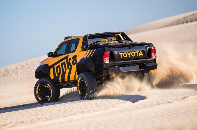 真男人們的越野大玩具 《Toyota Hilux Tonka Concept》恣意玩沙 真男人們的越野大玩具 《Toyota Hilux Tonka Concept》恣意玩沙