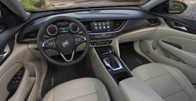 北美雙生車總算登場 《Buick Regal Sportback/Regal TourX》預告紐約車展 北美雙生車總算登場 《Buick Regal Sportback/Regal TourX》預告紐約車展