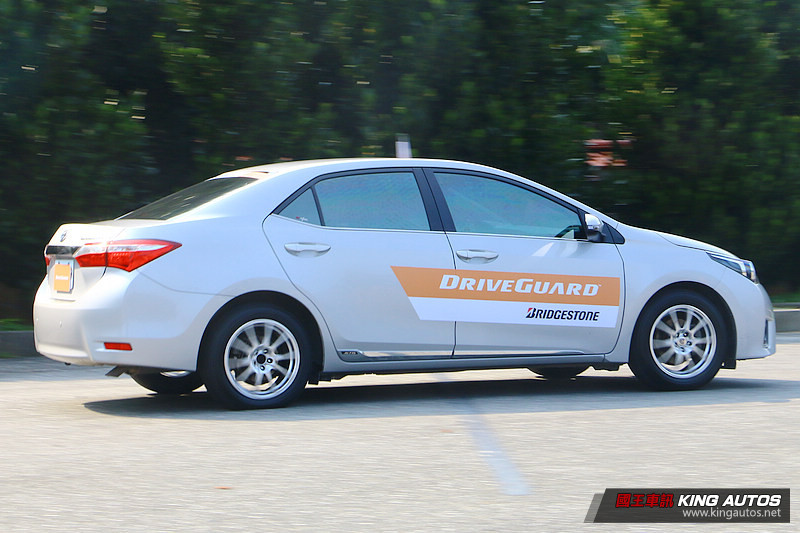 行車安全與經濟耐用兼得─普利司通《Bridgestone DriveGuard》失壓續跑胎測試體驗 行車安全與經濟耐用兼得─普利司通《Bridgestone DriveGuard》失壓續跑胎測試體驗