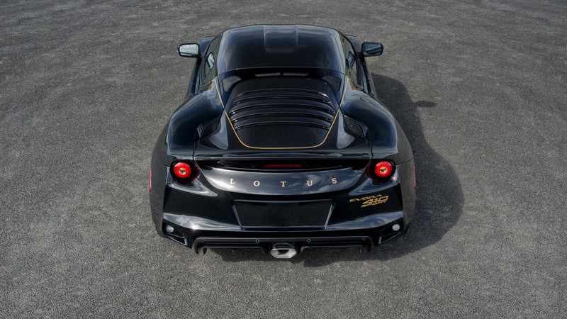 身穿經典F1配色塗裝 《Lotus Evora Sport 410 GP Edition》北美限量登場 身穿經典F1配色塗裝 《Lotus Evora Sport 410 GP Edition》北美限量登場
