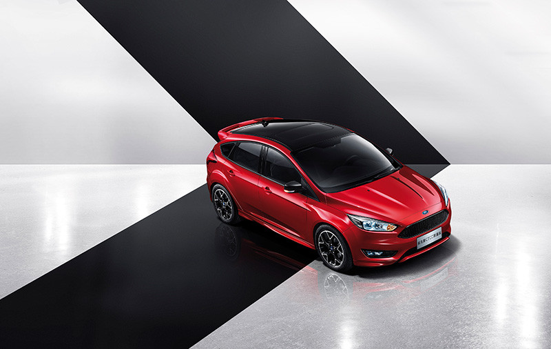 2017 年式《Ford Focus CTCC限量版》中國勁裝上身 2017 年式《Ford Focus CTCC限量版》中國勁裝上身