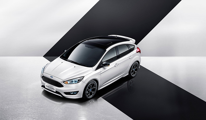 2017 年式《Ford Focus CTCC限量版》中國勁裝上身 2017 年式《Ford Focus CTCC限量版》中國勁裝上身