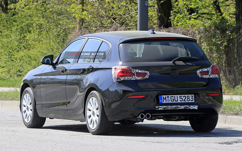拉長放大、後驅拜拜 新一代《BMW 1 Series》間諜照首度曝光 拉長放大、後驅拜拜 新一代《BMW 1 Series》間諜照首度曝光