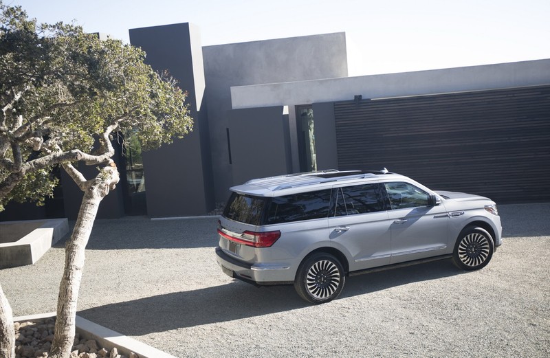 四代目《Lincoln Navigator》紐約車展接棒休旅旗艦 四代目《Lincoln Navigator》紐約車展接棒休旅旗艦