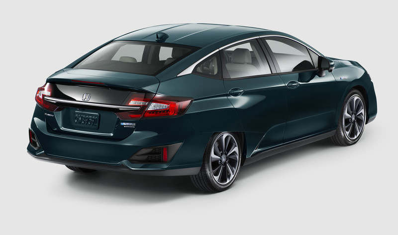 新增油電/純電雙動力 《Honda Clarity Plug-In Hybrid》及《Clarity Electric》紐約車展同 新增油電/純電雙動力 《Honda Clarity Plug-In Hybrid》及《Clarity Electric》紐約車展同