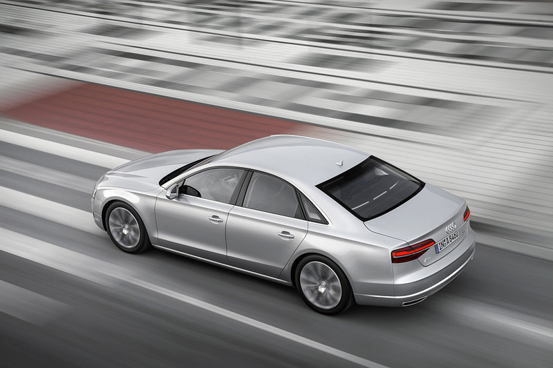 超值套件優惠升級 《Audi A4 S line》與《A8領袖特仕版》限量推出 超值套件優惠升級 《Audi A4 S line》與《A8領袖特仕版》限量推出