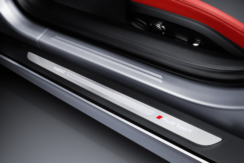 《Audi R8 Coupe Audi Sport Edition》限量新作紐約首演 《Audi R8 Coupe Audi Sport Edition》限量新作紐約首演