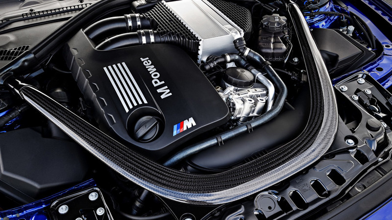競技概念加持 《BMW M4 CS》動力升級更輕盈 競技概念加持 《BMW M4 CS》動力升級更輕盈
