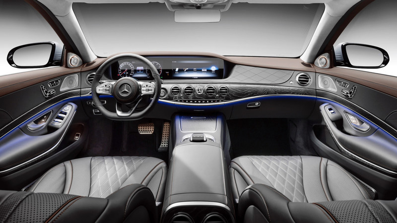 小改款《Mercedes-Benz S-Class》上海車展搶先發表 M256直六動力尚未入列 小改款《Mercedes-Benz S-Class》上海車展搶先發表 M256直六動力尚未入列