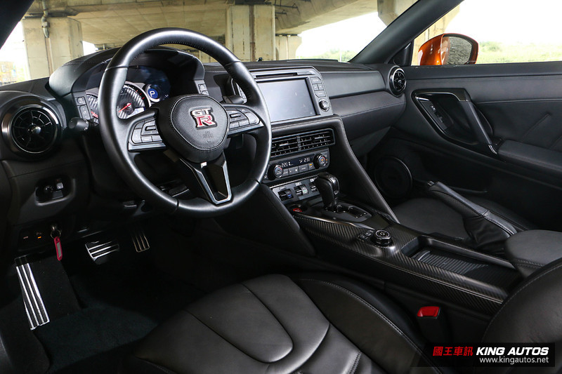 不是只有快─《Nissan GT-R Premium Edition》試駕報導 不是只有快─《Nissan GT-R Premium Edition》試駕報導