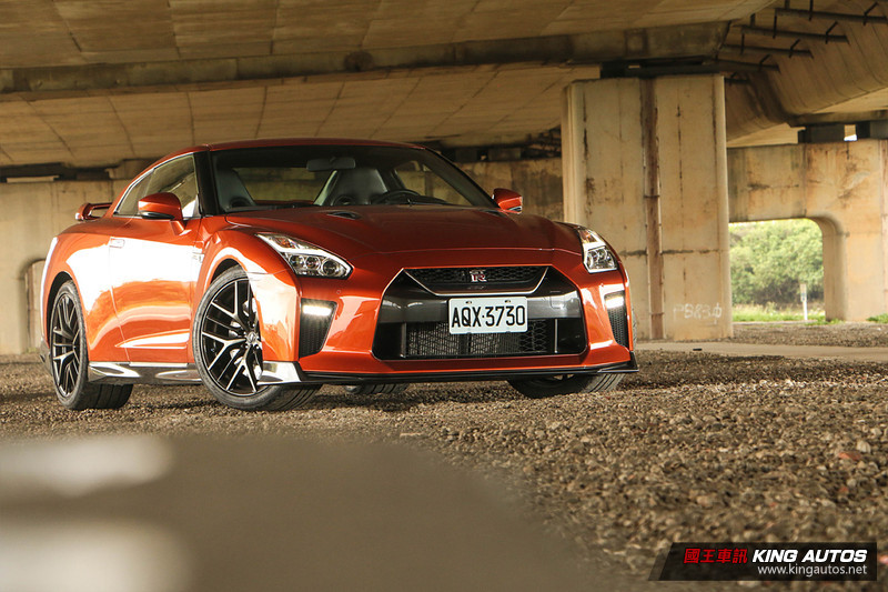 不是只有快─《Nissan GT-R Premium Edition》試駕報導 不是只有快─《Nissan GT-R Premium Edition》試駕報導