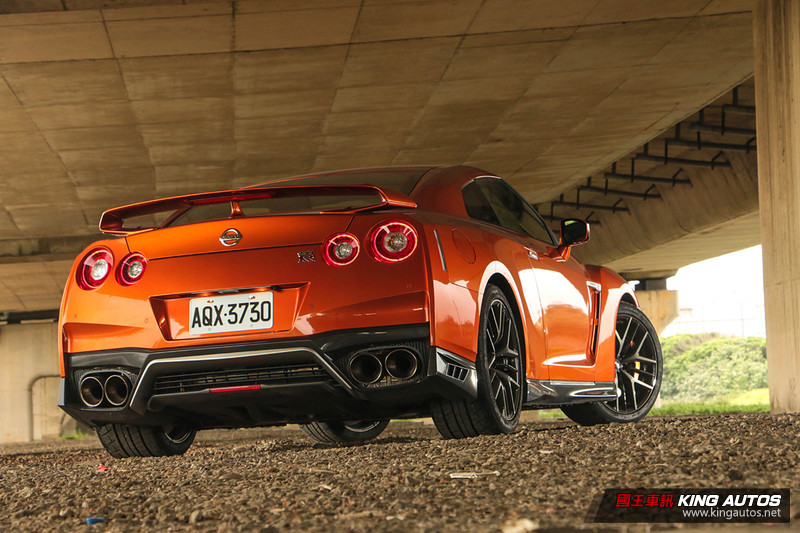 不是只有快─《Nissan GT-R Premium Edition》試駕報導 不是只有快─《Nissan GT-R Premium Edition》試駕報導