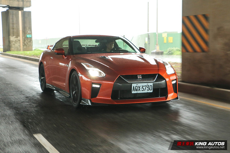 不是只有快─《Nissan GT-R Premium Edition》試駕報導 不是只有快─《Nissan GT-R Premium Edition》試駕報導