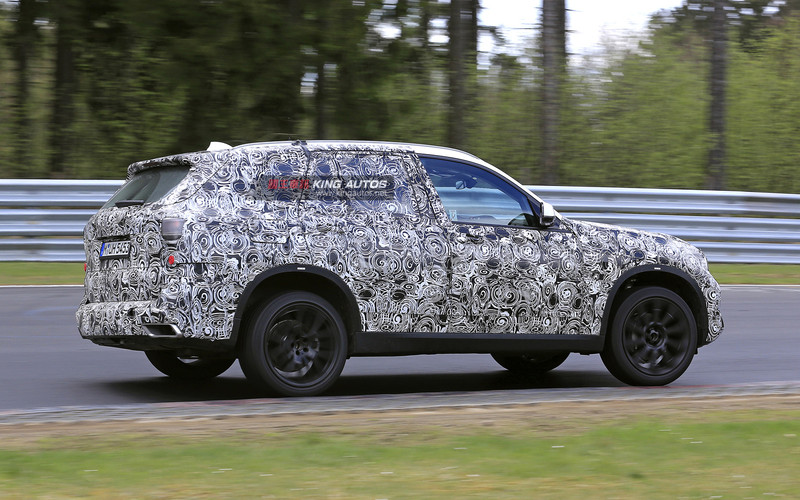 王牌先後登場 新世代《BMW X5》與旗艦級《X7》相約紐柏林進行賽道測試 王牌先後登場 新世代《BMW X5》與旗艦級《X7》相約紐柏林進行賽道測試