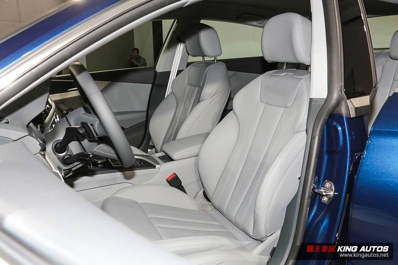 預售價220萬元起 《Audi A5》與《A5 Sportback》接單同步展開 預售價220萬元起 《Audi A5》與《A5 Sportback》接單同步展開