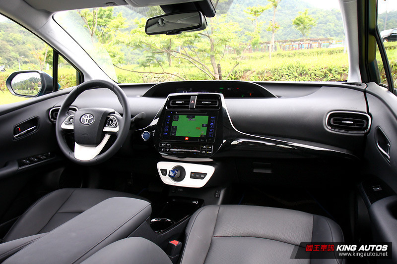 價差50萬的類純電駕馭 ─《Toyota Prius PHV》試駕體驗 價差50萬的類純電駕馭 ─《Toyota Prius PHV》試駕體驗