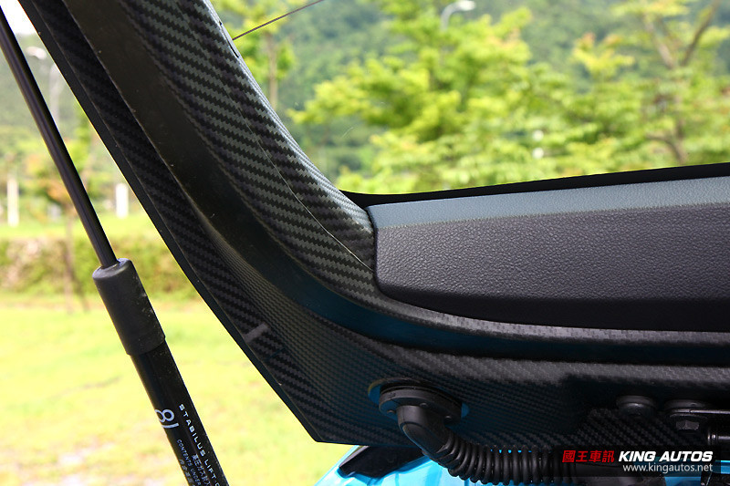 價差50萬的類純電駕馭 ─《Toyota Prius PHV》試駕體驗 價差50萬的類純電駕馭 ─《Toyota Prius PHV》試駕體驗