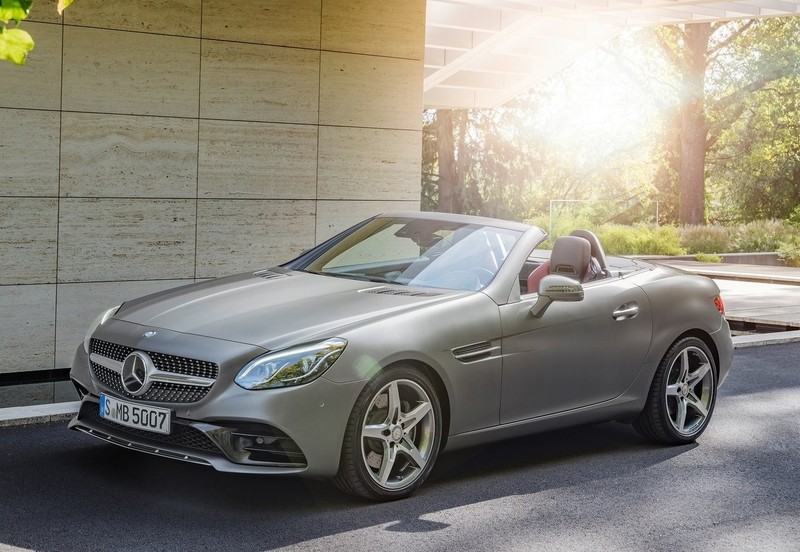標配六速手排設定 全新入門級距《Mercedes-Benz SLC 180》英國開賣 標配六速手排設定 全新入門級距《Mercedes-Benz SLC 180》英國開賣