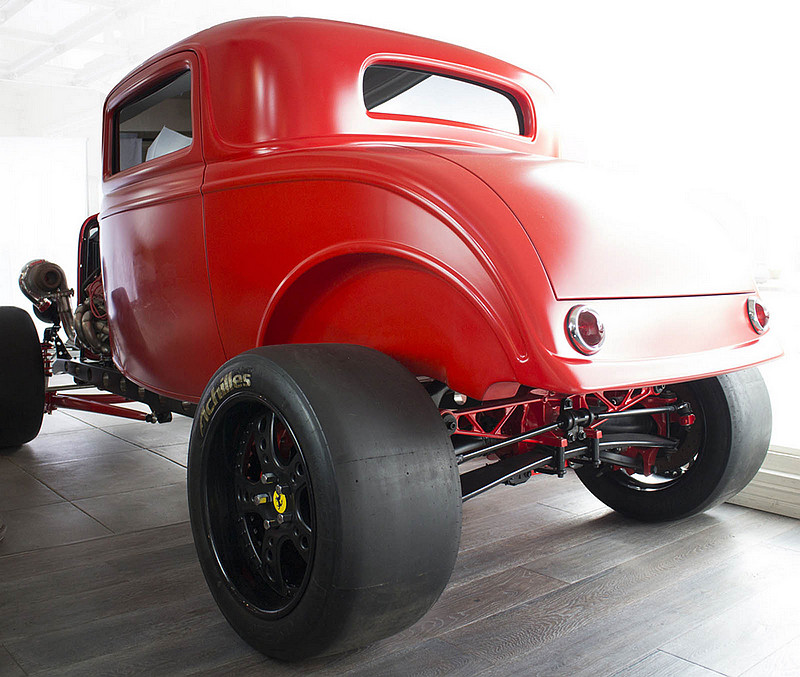 植入《Ferrari》心臟再掛雙渦輪 超猛1932年《Ford Model B Coupe》狂發950hp暴力 植入《Ferrari》心臟再掛雙渦輪 超猛1932年《Ford Model B Coupe》狂發950hp暴力
