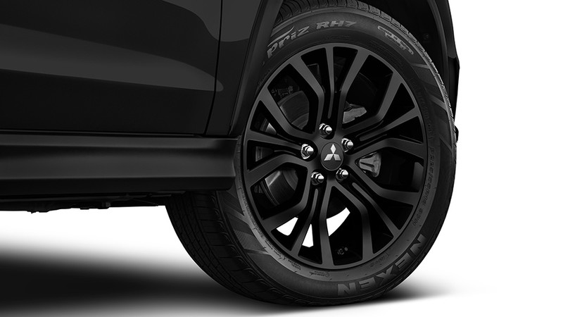 《Mitsubishi RVR Black Edition》酷黑勁裝加拿大限量上身 《Mitsubishi RVR Black Edition》酷黑勁裝加拿大限量上身