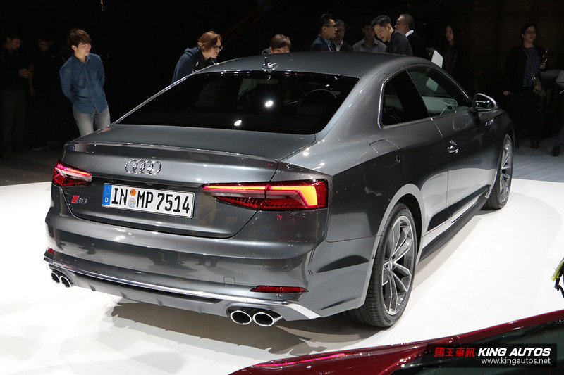 較預售調降3萬元 新世代《Audi A5》家族狹5年保固在臺上市 較預售調降3萬元 新世代《Audi A5》家族狹5年保固在臺上市