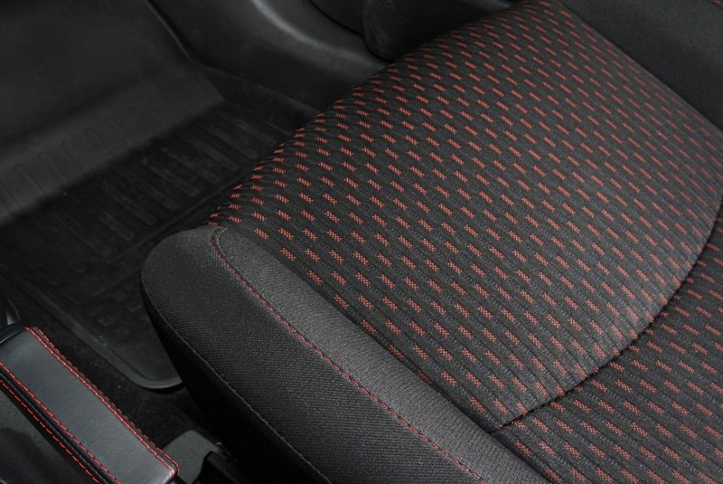《Mitsubishi RVR Black Edition》酷黑勁裝加拿大限量上身 《Mitsubishi RVR Black Edition》酷黑勁裝加拿大限量上身