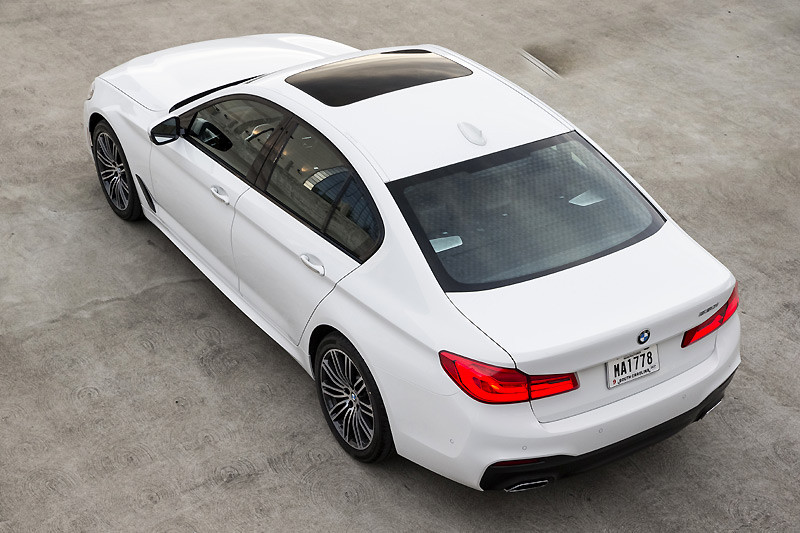 全新《BMW 5 Series》榮獲IIHS「Top Safety Pick +」最佳安全評價 全新《BMW 5 Series》榮獲IIHS「Top Safety Pick +」最佳安全評價