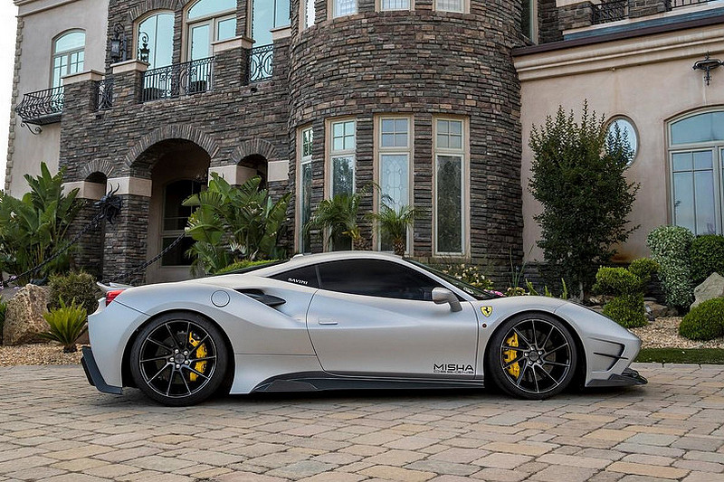 碳纖上身更添耀馬氣勢 Misha Designs操刀《Ferrari 488 GTB》實車亮相 碳纖上身更添耀馬氣勢 Misha Designs操刀《Ferrari 488 GTB》實車亮相