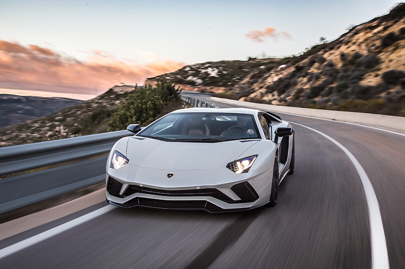 《Lamborghini》執行長展望業界發展 品牌實習計劃同步展開 《Lamborghini》執行長展望業界發展 品牌實習計劃同步展開