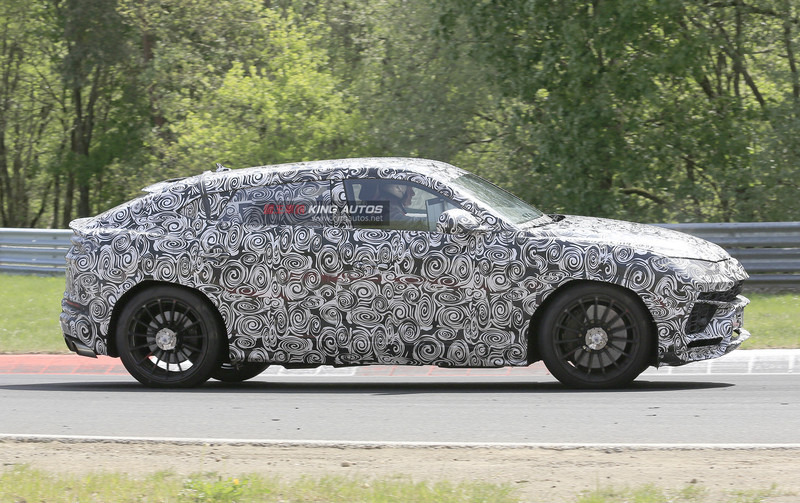 挑戰最速SUV寶座? 蠻牛跑旅《Lamborghini Urus》現身紐柏林賽道 挑戰最速SUV寶座? 蠻牛跑旅《Lamborghini Urus》現身紐柏林賽道