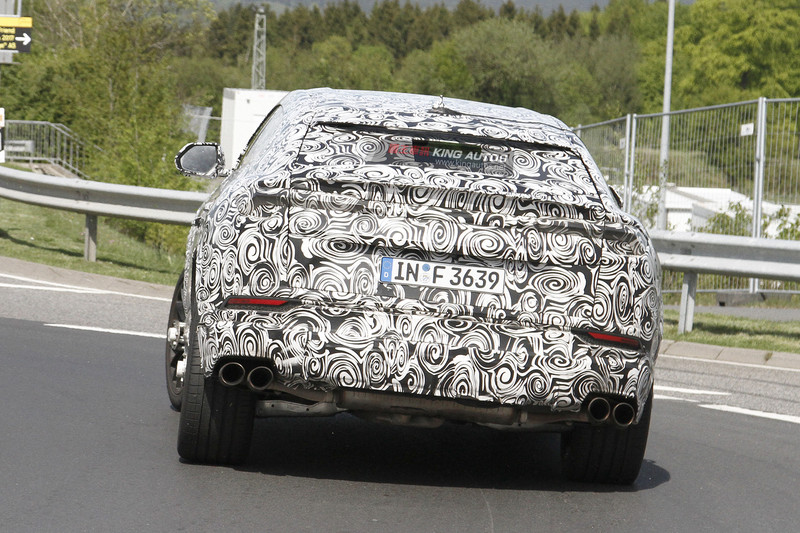 挑戰最速SUV寶座? 蠻牛跑旅《Lamborghini Urus》現身紐柏林賽道 挑戰最速SUV寶座? 蠻牛跑旅《Lamborghini Urus》現身紐柏林賽道