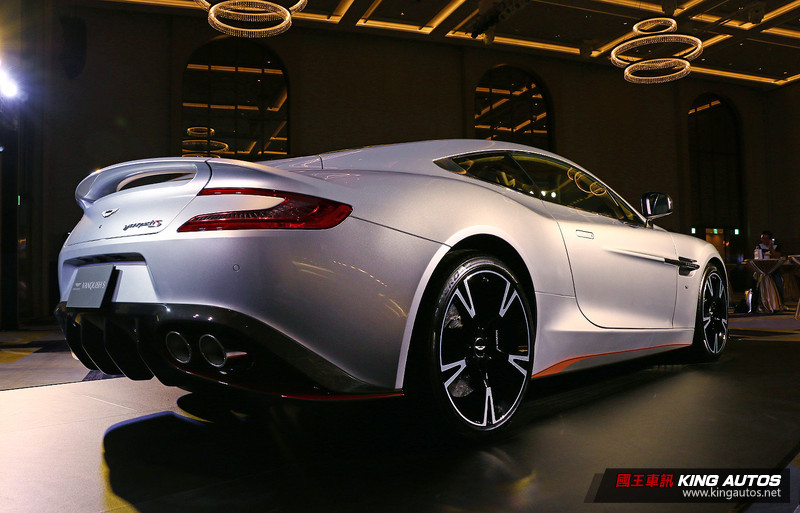性能升級售價持平 《Aston Martin Vanquish S》1680萬元起抵台發表 性能升級售價持平 《Aston Martin Vanquish S》1680萬元起抵台發表