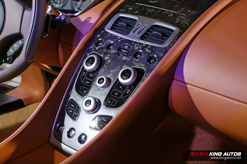 性能升級售價持平 《Aston Martin Vanquish S》1680萬元起抵台發表 性能升級售價持平 《Aston Martin Vanquish S》1680萬元起抵台發表